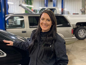 Taylor – Service Writer | Art's Automotive